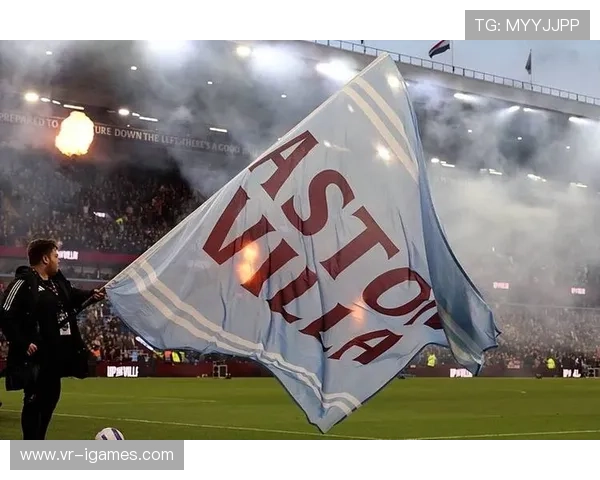 欧联杯球迷冲突，警方介入维持秩序